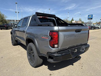 Explore new roads in the redesigned 2025 Chevrolet Colorado Crew Cab Trail Boss in Sterling Grey Met... (image 6)