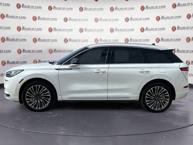 2020 Lincoln Corsair Reserve / AWD / PAnoramic Sunroof / Heated  in Cars & Trucks in Calgary - Image 2