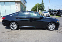 SAFETY INLCUDED FREE ACCIDENT 28 SERVICE RECORDS LOCAL ONTARIO CAR Very Clean 1.5L 4Cyl Honda Accord... (image 7)