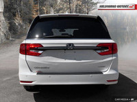 Engine: Gas V-6 3.5L L/100Km City: 12.2 L/100Km Hwy: 8.5 Safety Equipment ABS And Driveline Traction... (image 3)