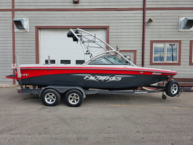  2008 Moomba MOBIUS 22 LSV FINANCING AVAILABLE in Powerboats & Motorboats in Kelowna - Image 3