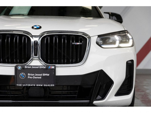 2022 BMW X4 M40i in Cars & Trucks in Vancouver - Image 4