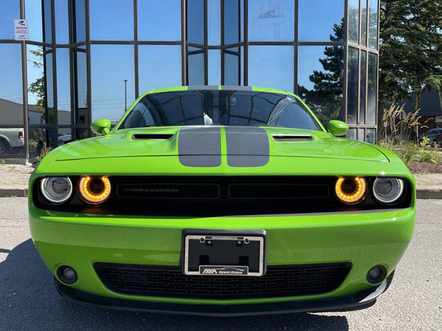 2017 Dodge Challenger SXT|V6|LEATHER|REAR VIEW|SUNROOF|SPORTS|HE in Cars & Trucks in Mississauga / Peel Region - Image 2