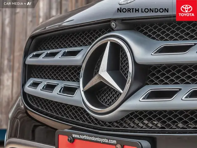 2019 Mercedes-Benz GLA 250 CLEAN CARFAX - ONE OWNER - LOW KMS... in Cars & Trucks in London - Image 25