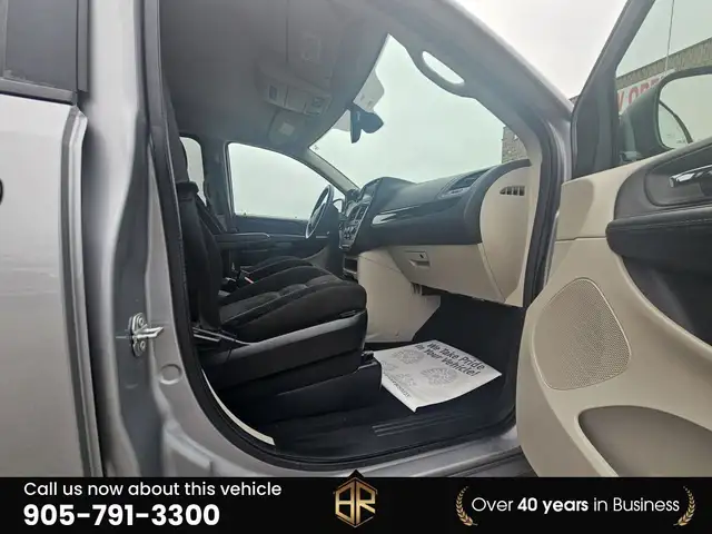 2020 Dodge Grand Caravan No Accidents Reported | SXT | Stow & Go in Cars & Trucks in Mississauga / Peel Region - Image 32