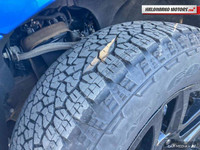 Engine: Gas Turbo 4cyl 2.7L L/100Km City: 12.9 L/100Km Hwy: 11.5 Safety Equipment Daytime Running La... (image 9)
