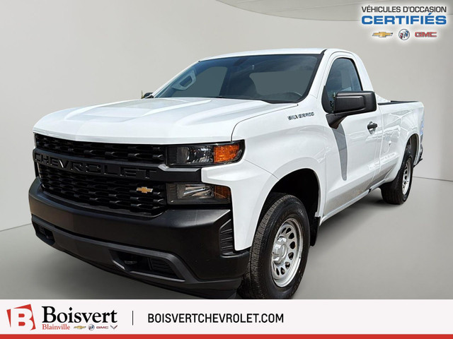 Chevrolet Silverado 1500 WT/REGULAR CAB/4X4/V8/BOITE DE 8PIED/CE in Cars & Trucks in Laval / North Shore