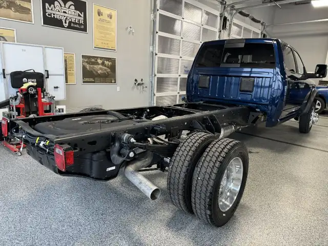 2024 RAM 5500 Chassis 84 CAin. SLT in Cars & Trucks in Medicine Hat - Image 9