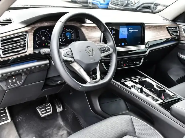 2024 Volkswagen Atlas 2.0 TSI Execline One Owner, No Accident... in Cars & Trucks in Oakville / Halton Region - Image 15