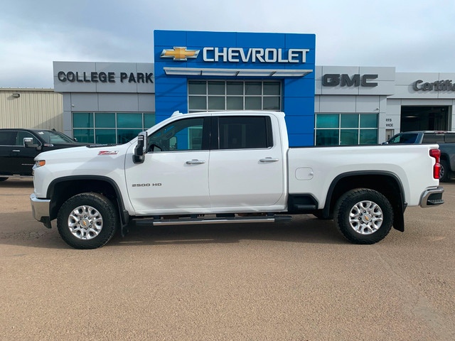 2022 Chevrolet Silverado 2500HD LTZ in Cars & Trucks in Strathcona County - Image 2