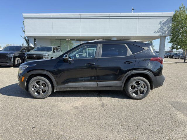 2023 Kia Seltos LX in Cars & Trucks in Calgary - Image 2
