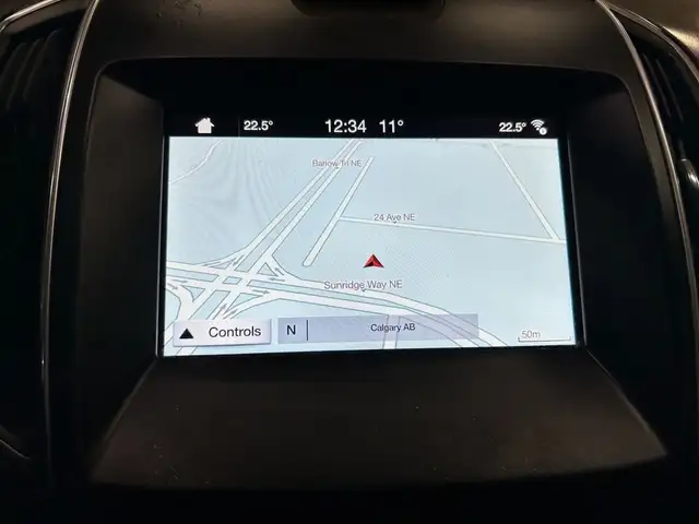 2017 Ford Edge Titanium AWD / Panoramic Sunroof in Cars & Trucks in Calgary - Image 22