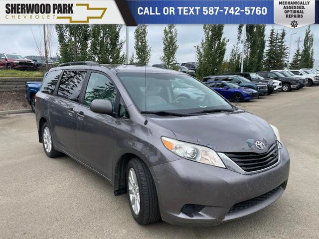 2011 Toyota Sienna LE AWD 3.5L in Cars & Trucks in Strathcona County