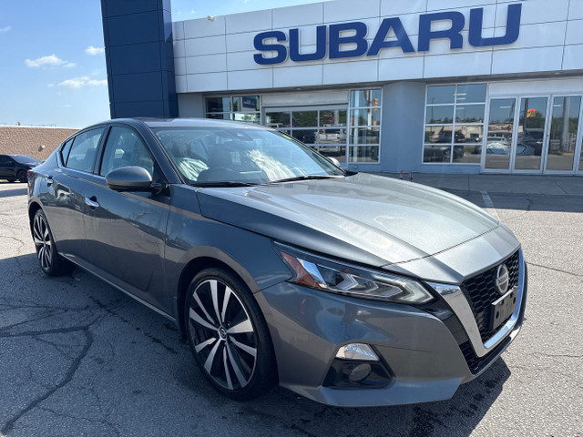 2020 Nissan Altima 2.5 Platinum Platinum! Winter Tires in Cars & Trucks in Markham / York Region