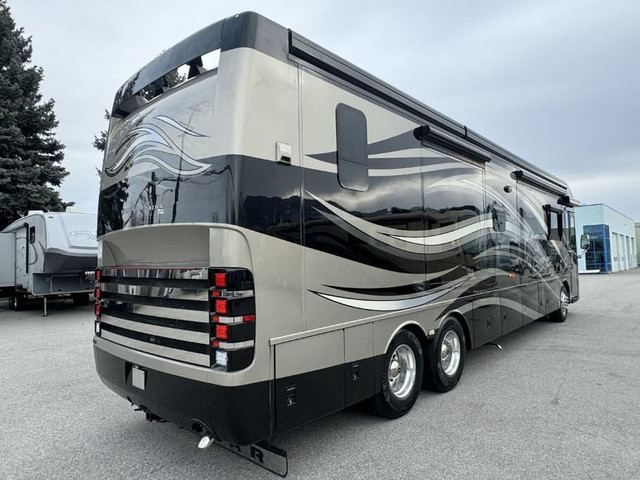 2012 Mountain Aire 4344 in RVs & Motorhomes in Penticton - Image 2