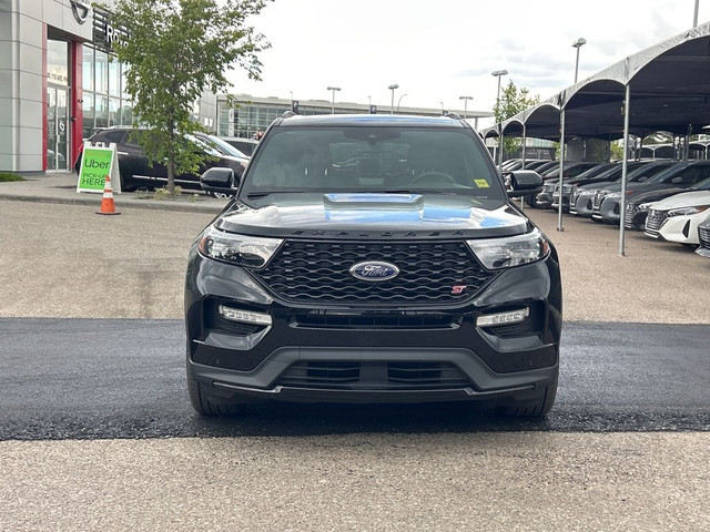 2023 Ford Explorer ST 4x4 - PANORAMIC SUNROOF / REMOTE STARTER in Cars & Trucks in Calgary - Image 2