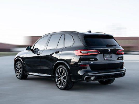 2019 BMW X5 M-SPORT|NAV|PANOROOF|B.SPOT|ACC|LOADED|CLEAN CARFAX in Cars & Trucks in City of Toronto - Image 3