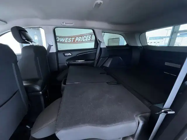 2018 Dodge Journey Canada Value Pkg | Front Wheel Drive in Cars & Trucks in Prince George - Image 24