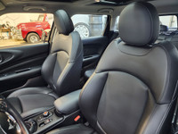 This 2016 MINI Cooper Clubman is a rare find with only 28,323 km – that’s less than 3,600 km per yea... (image 5)