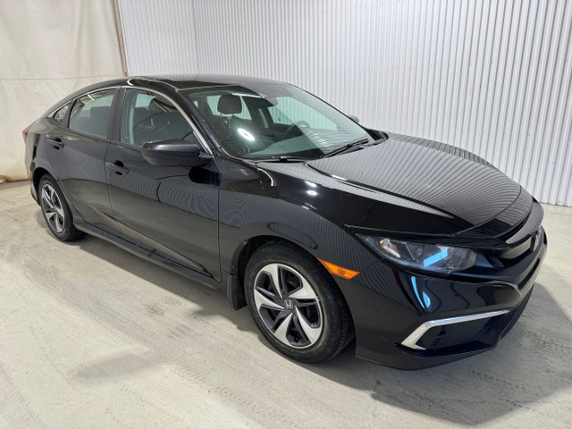 2019 Honda Civic Sedan LX sièges chauffants cruise control adapt dans Autos et camions  à Shawinigan - Image 4
