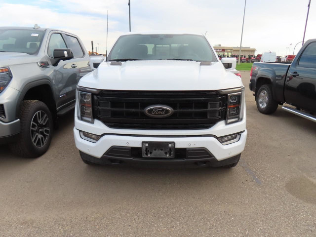2022 Ford F-150 5.0L 8CYL | 4 WHEEL DRIVE | CARPLAY in Cars & Trucks in Lethbridge - Image 2