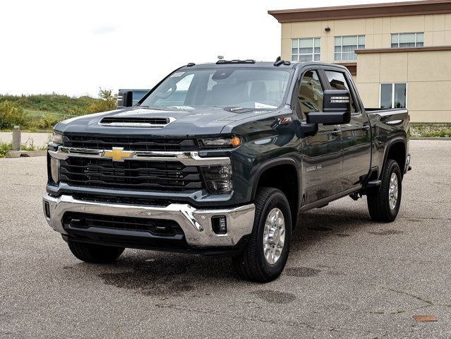 2025 Chevrolet Silverado 3500HD LT in Cars & Trucks in Strathcona County - Image 4