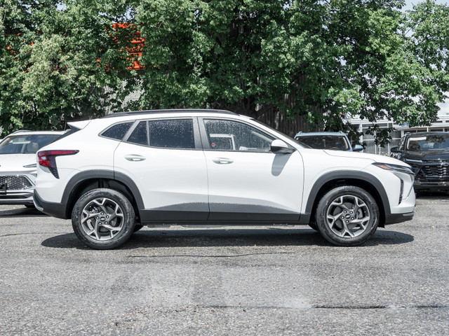 2025 Chevrolet Trax LT True North Edition-Sunroof | Wireless Cha in Cars & Trucks in Markham / York Region - Image 3