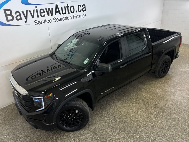 2022 GMC Sierra 1500 Pro PRO/CREW/4WD/20KM/OFF 1 OWNER LEASE! in Cars & Trucks in Belleville - Image 2