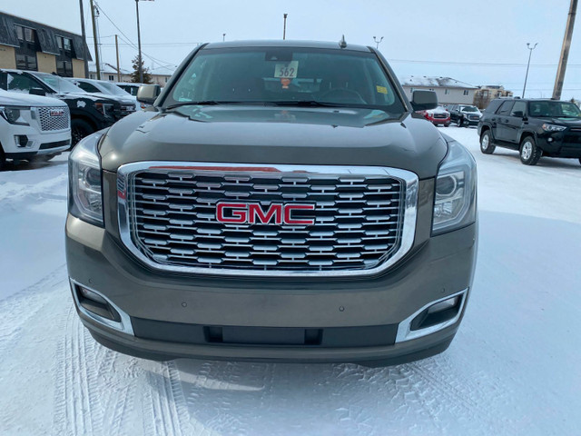 2018 GMC Yukon Denali *7-Passenger Seating. 6.2L V8*Heated Leath in Cars & Trucks in Grande Prairie - Image 2