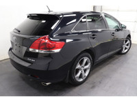 +Sièges en cuir / Leather interior +Sièges chauffants / Heated seats +Bluetooth +Toit ouvrant / Sunr... (image 9)