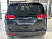 High Value Options: 1 Owner Low Mileage 8 Passenger Back Up Camera Stow N Go Trailer Package The 201... (image 4)