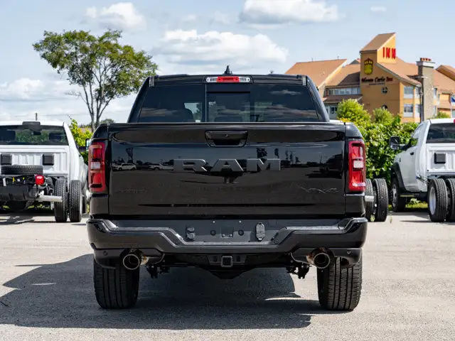 2025 Ram 1500 Sport dans Autos et camions dans Barrie - Image 7