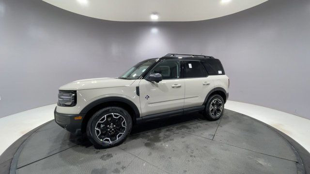 2025 Ford Bronco Sport Outer Banks in Cars & Trucks in Strathcona County - Image 4