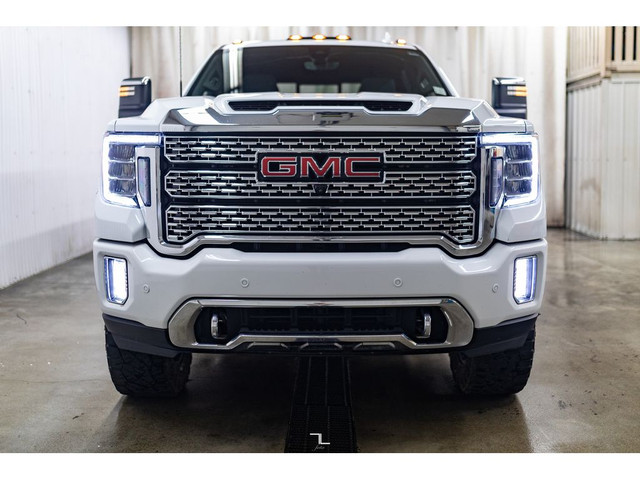 2022 GMC SIERRA 2500HD 4x4 Crew Cab Denali Diesel Leather Nav 4" in Cars & Trucks in Grande Prairie - Image 4