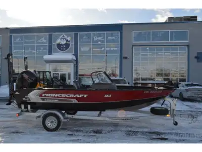 HUDSON 190 DLX WS 150PXS - HEURES MOTEUR : 266 - GARMIN 95SV ENCASTRE - GARMIN 95SV AVANT SUR RAM -...