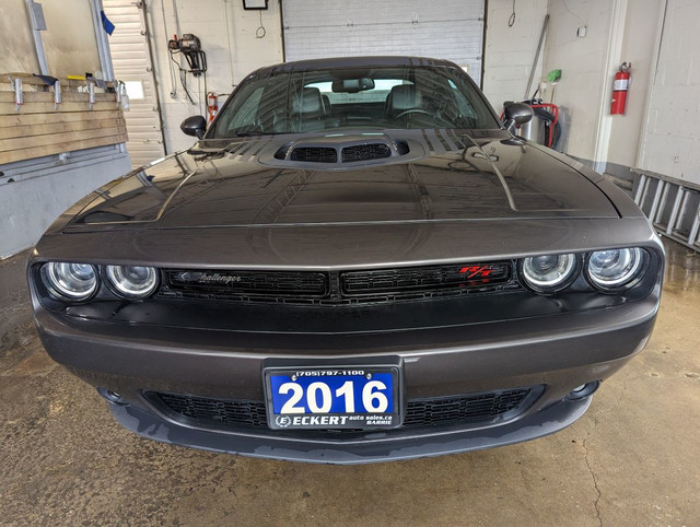 2016 Dodge Challenger RT SHAKER   SUPER TRACK PAK/COLD AIR INTAK in Cars & Trucks in Barrie - Image 2