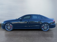 Offert chez Blainville Chrysler , ce magnifique Audi S4 2021 combine elegance, performance et luxe.... (image 2)