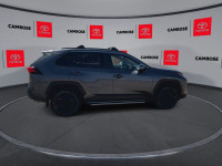 Sunroof, Heated Steering Wheel, Power Liftgate, Heated Seats, Aluminum Wheels! Radical design, refin... (image 8)