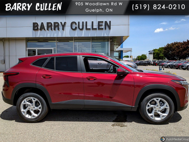 2025 Chevrolet Trax in Cars & Trucks in Guelph - Image 2