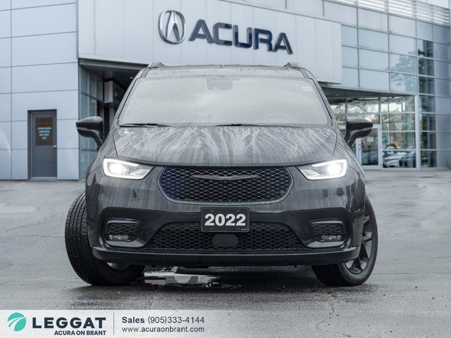 2022 Chrysler Pacifica Touring L FWD in Cars & Trucks in Hamilton - Image 2