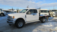 2017 Ford Super Duty F-350 SRW FLAT DECK