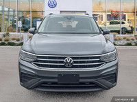 This Volkswagen Tiguan delivers a Intercooled Turbo Regular Unleaded I-4 2.0 L/121 engine powering t... (image 4)