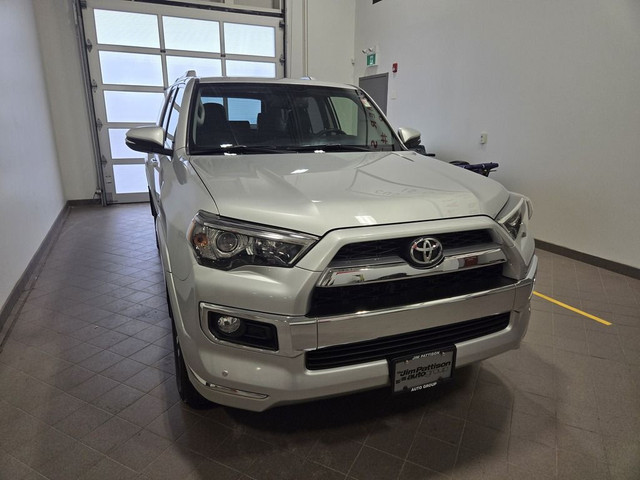  2019 Toyota 4Runner 4WD in Cars & Trucks in Winnipeg - Image 4