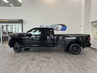 GVWR: 6,350 KG (14,000 LBS), NIGHT EDITION, LARAMIE LEVEL 1 EQUIPMENT GROUP, POWER SUNROOF, BLIND-SP... (image 1)