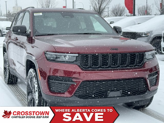 2025 Jeep Grand Cherokee Altitude | Sunroof | Remote Start in Cars & Trucks in Edmonton