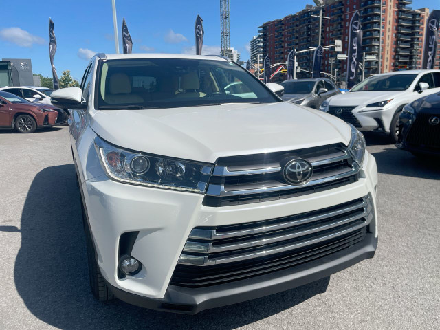 2019 Toyota Highlander XLE / Camera / Bluetooth / Cuir Bien Équi in Cars & Trucks in Laval / North Shore - Image 4