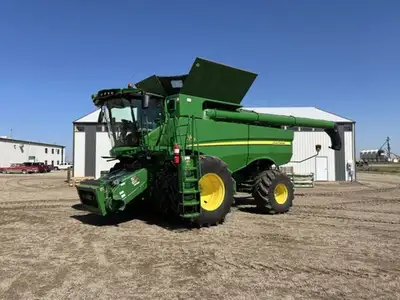 ACTIVE YIELD VARIABLE ROTOR CONTOUR MASTER ACTIVE CONCAVE HYD FORE & AFT POWERFOLD TOP FINE CHOPPER...