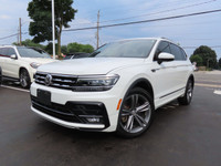 7 Passenger - R-Line package - HIGHLINE Pkg - LOW LOW KMS - CALL FOR APPOINTMENT CANADIAN VEHICLE Vi... (image 3)