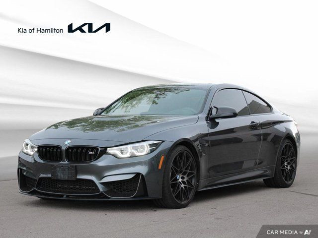 2020 BMW M4 | Comp Pkg | Exec Pkg | Carbon Fibre Pkg | Low Kms dans Autos et camions  à Hamilton