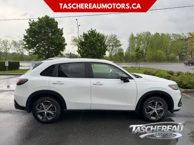 2023 Honda HR-V in Cars & Trucks in Longueuil / South Shore - Image 5